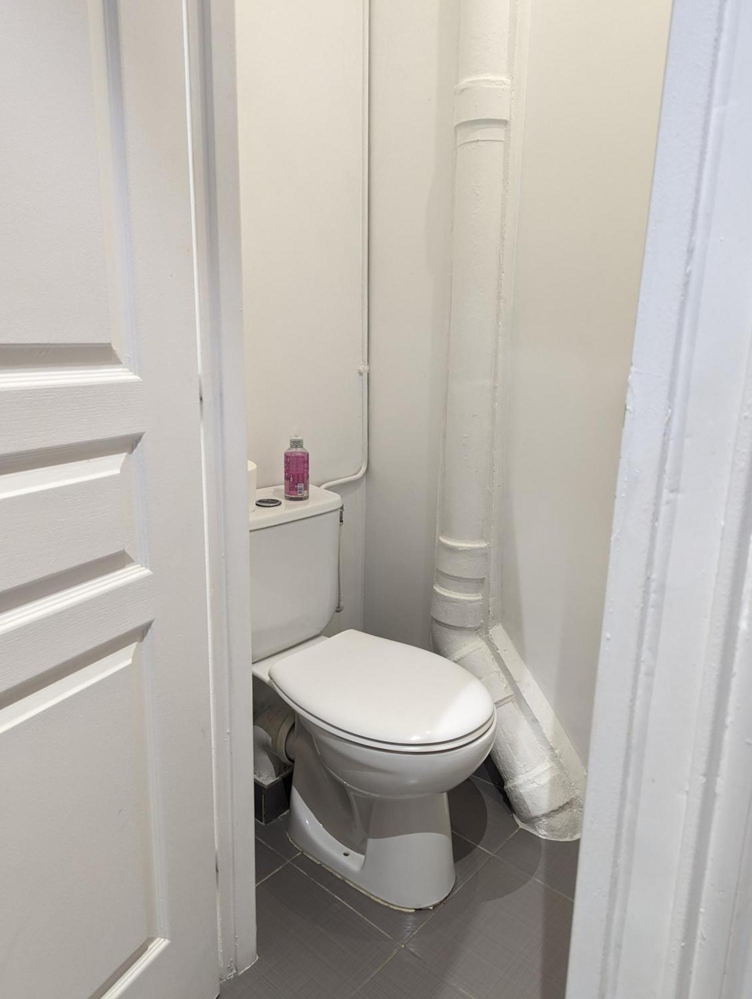 Studio Jaures - Equipped Studio Near Paris With Private Bathroom Montrouge Buitenkant foto